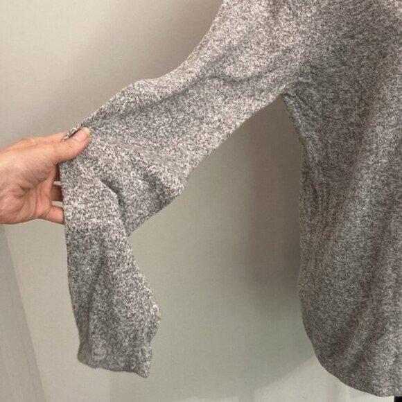 ZARA Grey Sweater Medium Sleeved - Picture 4 of 9